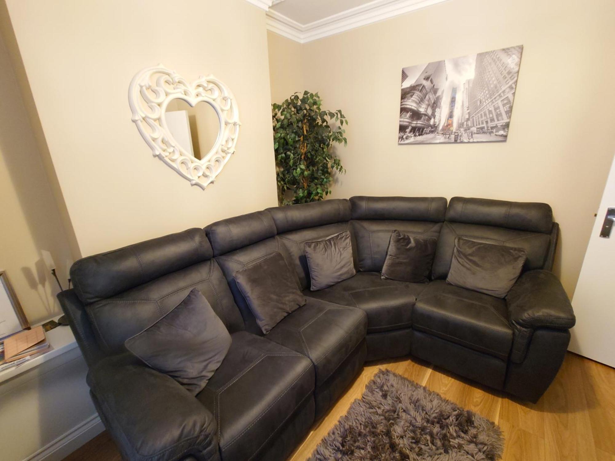 Helens House Derry City Centre Remarkable 3-Bed Esterno foto